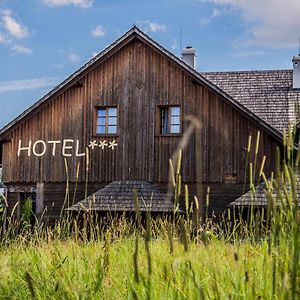 Karczma Regionalna Hotel GOŚCINNA CHATA Wysowa-Zdrój Exterior photo