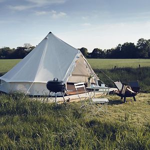 Home Farm Glamping Elstree Exterior photo