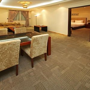 Etab Hotels & Suites Al-Chubar Exterior photo