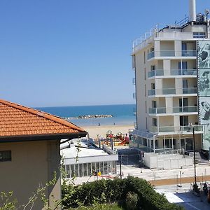 Appartamento 6 Posti, Con Balconi Vista Mare Rimini Exterior photo