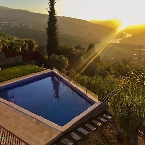 Bed and Breakfast Golden Mirror Lamego Exterior photo