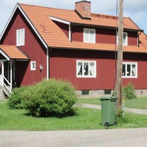 Willa Egen Laegenhet I 2-Familjshus Pa Landet. Tierp Exterior photo