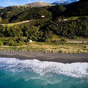 Beachfront Cottage Mangamaunu Kaikoura Exterior photo