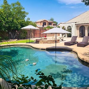 Willa Comfortable Phoenix Getaway With Beautiful Backyard Exterior photo