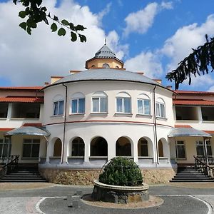 Hotel West Fort Zolochiv Exterior photo