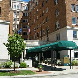 Hotel Knickerbocker On The Lake Milwaukee Exterior photo