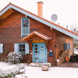 Willa Malerisches Holzhaus "Coco" Mit Kamin, Sauna Und Eigenem Garten Kleinfischlingen Exterior photo