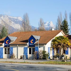 Comfort Hotel Grenoble Meylan Exterior photo