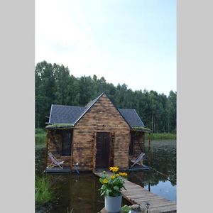 Heather Hut, Off-Grid Cottage On A Pond+2 Ha Darzkowo Exterior photo
