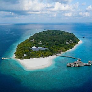 Hotel Soneva Fushi Baa Atol Exterior photo