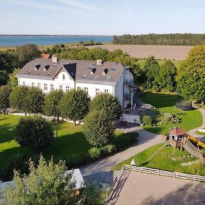 Hotel Gut Nisdorf - Bio Urlaub An Der Ostsee Exterior photo