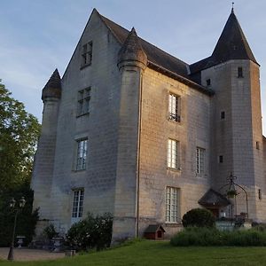 Hotel Chateau De Re Le Petit-Pressigny Exterior photo