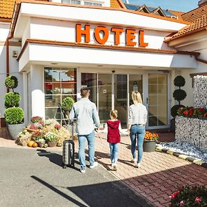 Hotel Paprika Hegyeshalom Exterior photo