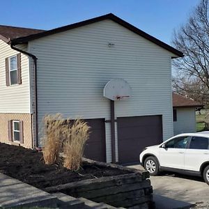 Pet Friendly Home With Fenced In Yard Bethany Exterior photo