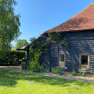 Willa The Hop Barn Staplehurst Exterior photo