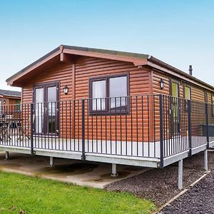 Chalet Osprey Lodge By Interhome Kinross Exterior photo