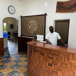 Hotel Ndaary Khassoum Ziguinchor Exterior photo