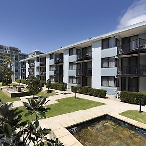 Lodestar Waterside Apartments Perth Exterior photo