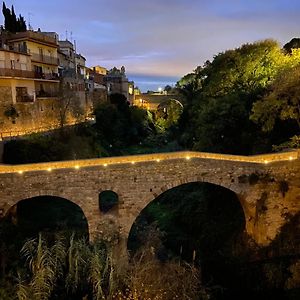 Willa Casa De Poble Termes Romanes Caldes De Montbui Exterior photo