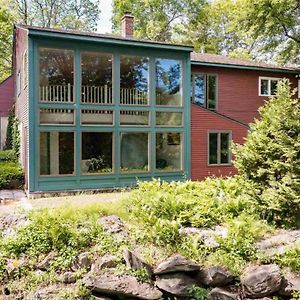 Apartament River House In The Heart Of Middlebury Exterior photo