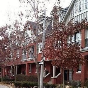 Apartament Cozy Tri-Level Townhouse - 3 Min From Outdoor Mall At Partridge Creek Waldenburg Exterior photo