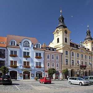 Hotel City Pisek Piosek Exterior photo