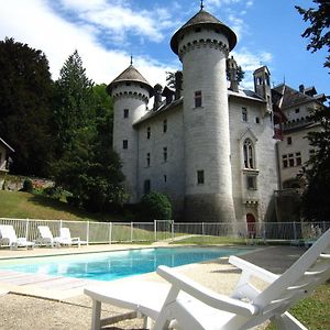 Willa Cosy Castle With Swimming Pool Serrières-en-Chautagne Exterior photo