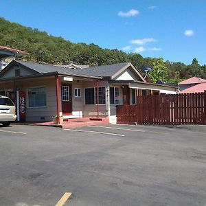 Roseburg Inn Exterior photo