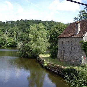 Willa Le Moulin Du Chateau Dompierre-les-Églises Exterior photo