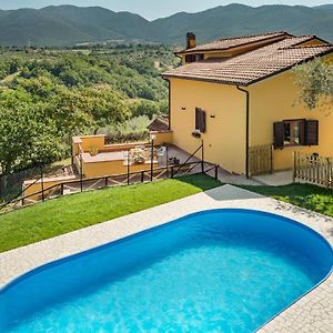 Gorgeous Home In Torri In Sabina With Wifi Exterior photo