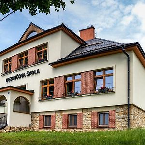 Hotel Bezrucova Skola Stare Hamry Exterior photo