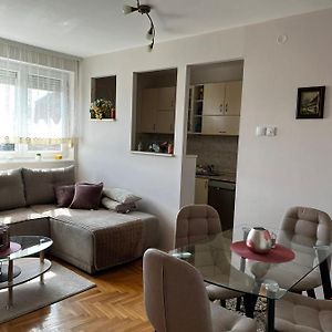 Apartament Apartman As Kraljevo Exterior photo