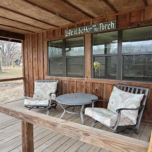 Willa The Cedar Porch Mabank Exterior photo