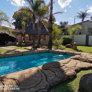 The Outlook Guest House Newcastle Exterior photo