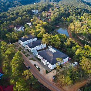 Golden Boutique Hotel Mang Den Tỉnh Kontum Exterior photo