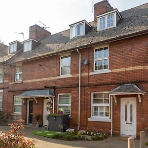 Apartament St Owen'S Terrace By Rentmyhouse Hereford Exterior photo