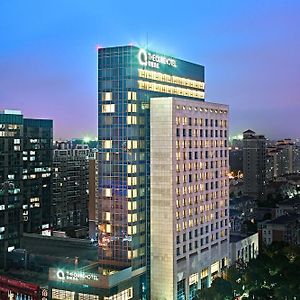 Hotel The Qube Shanghai Nanqiao Exterior photo