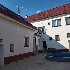 Apartament Ubytovani U Mraku Moravská Nová Ves Exterior photo