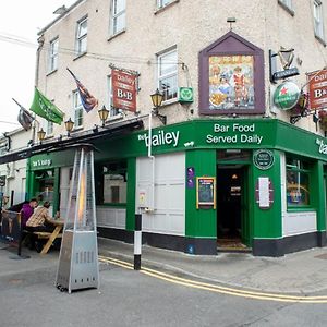 Bed and Breakfast The Bailey Bar & Lounge Athlone Exterior photo