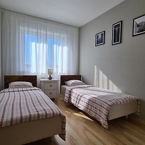 Magistral Contact Free Apartment With Free Parking Tallin Exterior photo