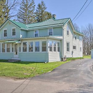 Willa Getaway In Sodus Point With Private Yard Exterior photo