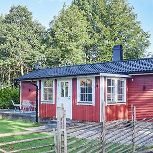 Beautiful Home In Ljungby With Wifi Hölminge Exterior photo