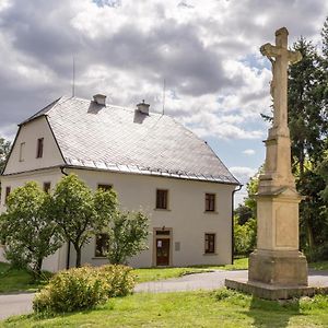 Hotel Penzion U Krizove Cesty Tvrdkov Exterior photo