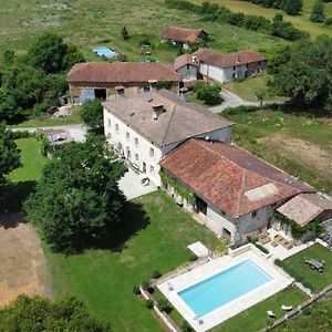 Bed and Breakfast Les Picardies Lesterps Exterior photo