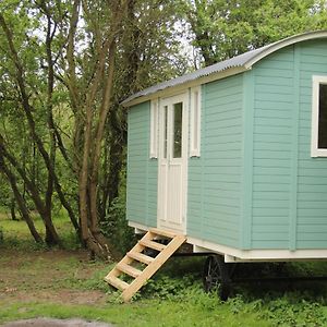 Hotel The Tawny Shepherd Hut, Whitehouse Farm Stowmarket Exterior photo