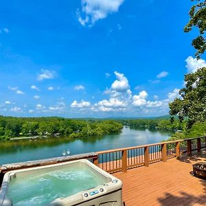 Willa Hot Springs Waterfront Escape With Hot Tub! Exterior photo