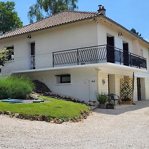 Bed and Breakfast Le Pre Pigeon 86250 Charroux  Exterior photo