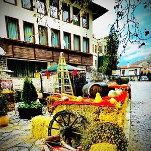 Guest House Holiday In Melnik Exterior photo