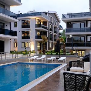 Aparthotel Flower City Suits Yalova  Exterior photo