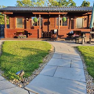 Apartament Cozy Countryside Log Cabin Kilkenny Exterior photo